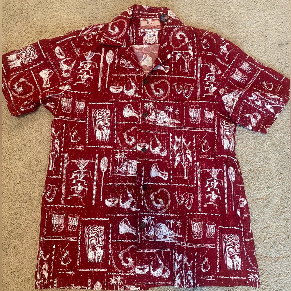 Hawaiian Shirt Men’s (Fits like Large)